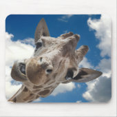 Eine unverschämte Giraffe mit Haltung Mousepad (Vorne)