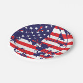 Eine US-Flagge in einem gestörten Muster Pappteller (Schrägansicht)