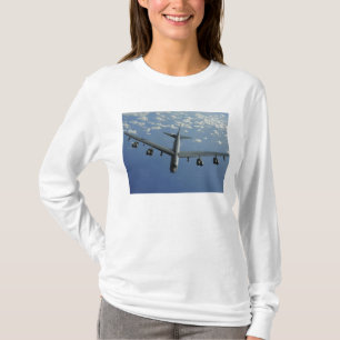 Eine US-Luftwaffe B-52 Stratofortress T-Shirt