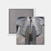 Eine US-Luftwaffe F-22 Raptor wird betankt Magnet (Vorderseite/Rückseite)