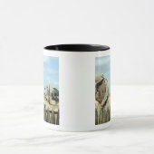 Eine US-Marine bereitet hewitternde Runden auf Feu Tasse (Zentrum)