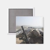 Eine US-Marine feuert einen Mörtel in Salinas, Per Magnet (Vorderseite/Rückseite)