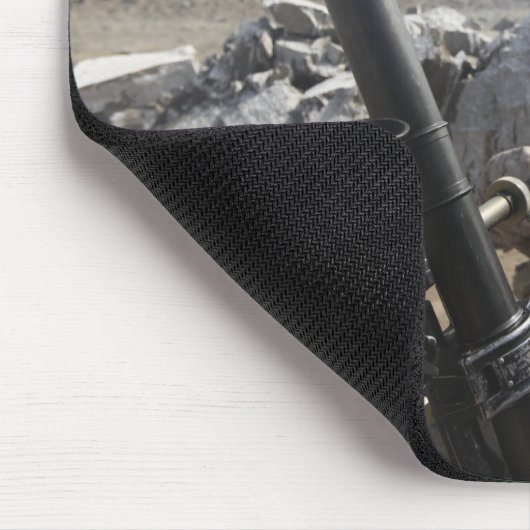 Eine US-Marine feuert einen Mörtel in Salinas, Per Mousepad (Ecke)