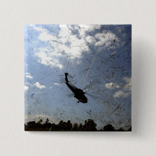 Eine US-Marine HH-60 Seahawk Button