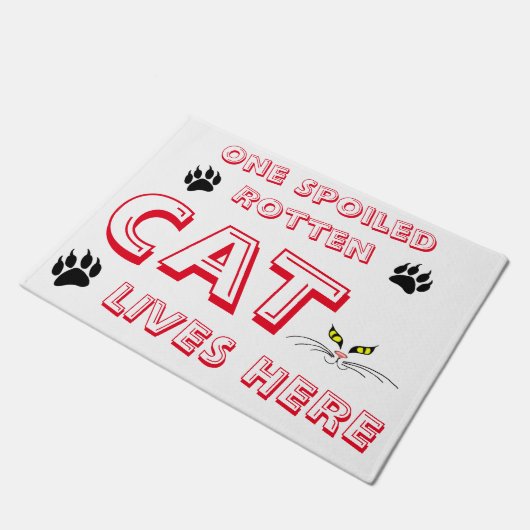 Eine verdorbene Rottenkatze Fußmatte (Schrägansicht)