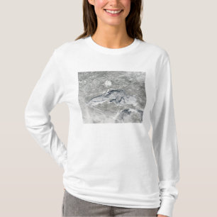 Eine verhältnismäßig seltene Decke des Eises T-Shirt