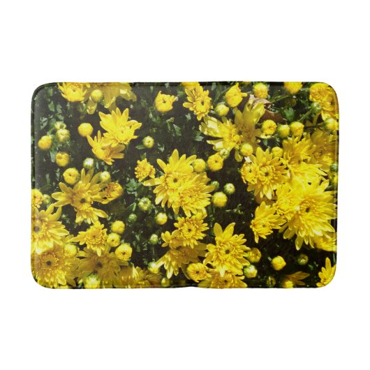 Eine Vielzahl gelber Mums Badematte (Vorderseite)
