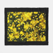 Eine Vielzahl gelber Mums Fleecedecke (Vorderseite (Horizontal))