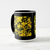 Eine Vielzahl gelber Mums Tasse (Vorderseite Links)