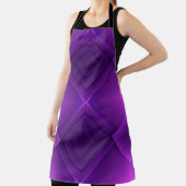 Eine violette Schürze mit geometrischem Rautenmust (InSitu)