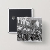 Eine Wahl-Szene bei Kilkenny Button (Vorne & Hinten)