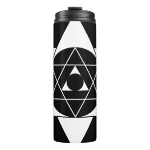 eine Wasserflasche mit koreanischer Philosophie. Thermosbecher