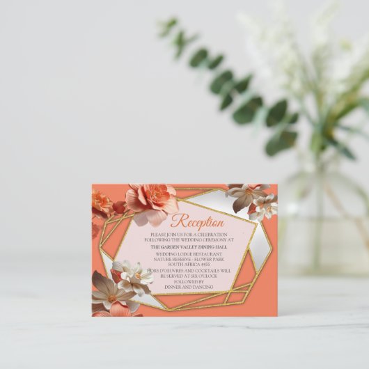 Eine weiche, rosa Farbe namens Peach Fuzz Blume Begleitkarte (Stehend Vorderseite)