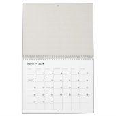 Eine weiße, designoptimierte Form, die die Sauberk Kalender (Mär 2026)