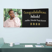 Eine weitere erziehte Schwarze Frau 2022 Abschluss Banner (Messe)