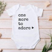 Eine weitere, um die Ankündigung der Schwangerscha Baby Strampler