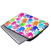 Eine Welt der Hände in Farbe Laptopschutzhülle (Vorne Knopf)