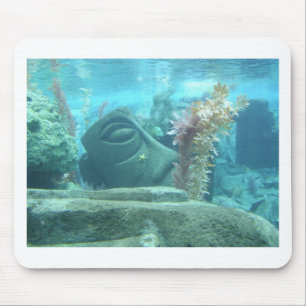 Eine Welt unter Wasser - Stone Statue Image Mousepad
