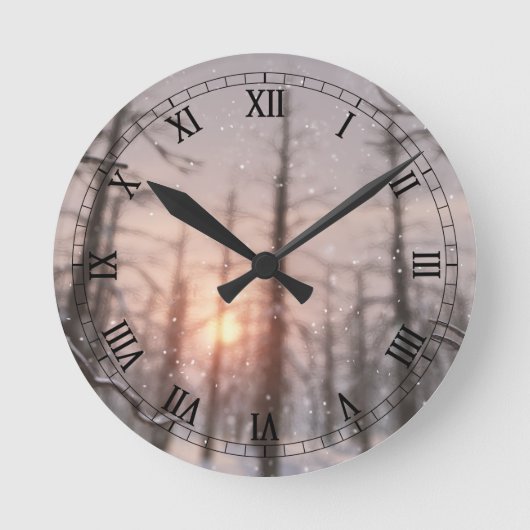 Eine Winter-Nacht-Traumuhr Runde Wanduhr (Vorderseite)
