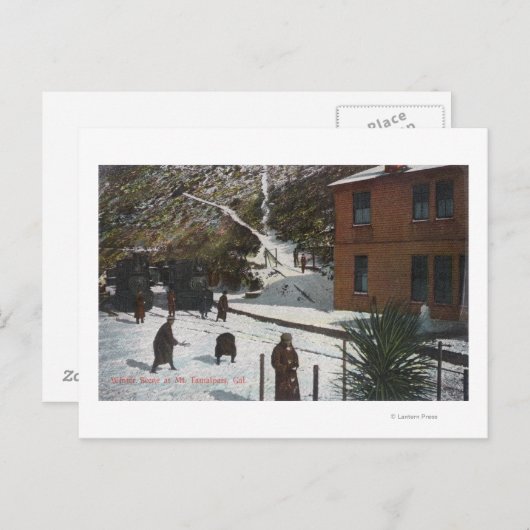 Eine Winterlandschaft, Erwachsene im Schnee Postkarte (Vorne/Hinten)