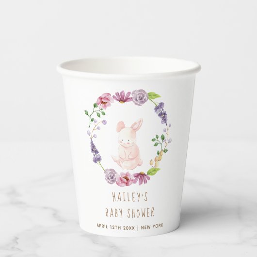 Eine winzige Osterblütendusche Pappbecher (Rückseite)