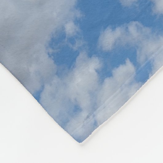Eine Wolkenecke Fleecedecke (Ecke)