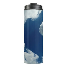 Eine Wolkenkurve Thermosbecher