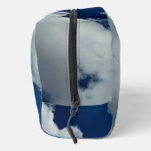 Eine Wolkenkurve Waschbeutel (Rechts)