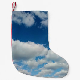 Eine Wolkenschicht Kleiner Weihnachtsstrumpf