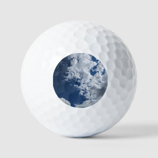 Eine Wolkenseite Golfball (Vorderseite)
