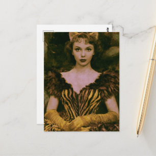 Eine wunderschöne Frau in einem großen Kleid mit K Postkarte