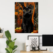 Eine wunderschöne schwarze Katze im Orangen Stuhl Poster (Heimbüro)