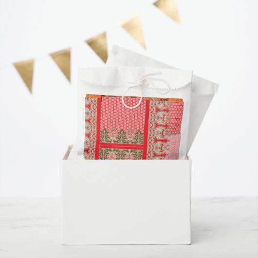 einem Kreuzstich mit roter Grenze Geschenktütchen (Party)