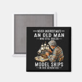 Einen alten Mann, der Modellschiffe baut, untersch Magnet (Vorderseite/Rückseite)
