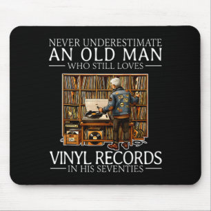Einen alten Mann, der Vinyl-Schallplatten liebt, u Mousepad
