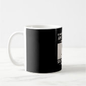 Einen alten Mann unterschätzen, der in den Siebzig Kaffeetasse (Links)