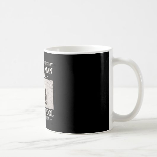Einen alten Mann unterschätzen, der in den Siebzig Kaffeetasse (Rechts)