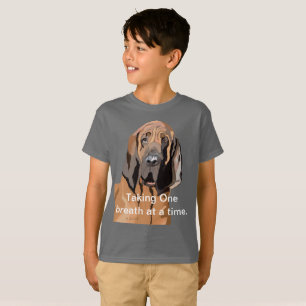Einen Atemzug auf einmal Bloodhound T-Shirt