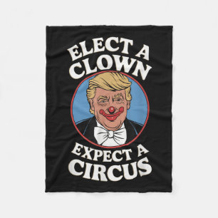 Einen Clown wählen, von dem erwartet wird, dass ei Fleecedecke