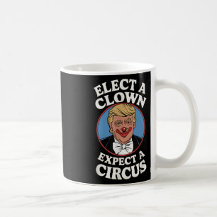 Einen Clown wählen, von dem erwartet wird, dass ei Kaffeetasse