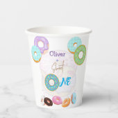 Einen Jungen zum Geburtstag schenken Pappbecher (Vorderseite)