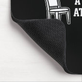 Einen Platz am Tisch einnehmen Mousepad (Ecke)