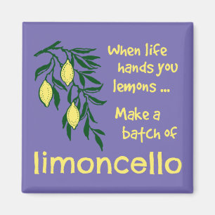 Einen Stapel Limoncello Lemon Lemon Likör erstelle Magnet