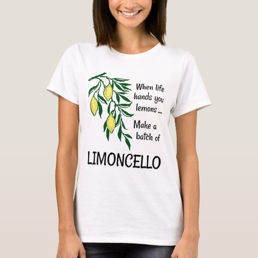Einen Stapel Limoncello Lemon Lemon Likör erstelle T-Shirt (Vorderseite)