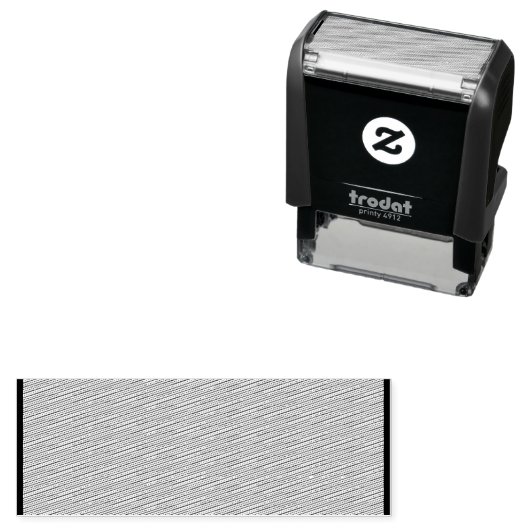 Einen stilvollen Wohnraum mit brauner Wand schaffe Permastempel (Beispiel)