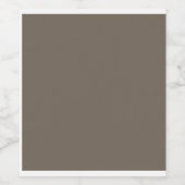 Einen stilvollen Wohnraum mit brauner Wand schaffe Weinetikett (Einzelnes Label)