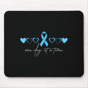 Einen Tag nach dem anderen blaues Band Darmkrebs Mousepad