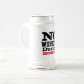 Einen Toast im Stil anheben, lustige Arbeit, Drink Bierglas (Vorderseite Links)