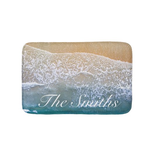 Einer am Strand Badematte (Vorderseite)