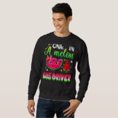 Einer in einem Melon-Bus-Fahrer Watermelon Sweatshirt (Vorne ganz)